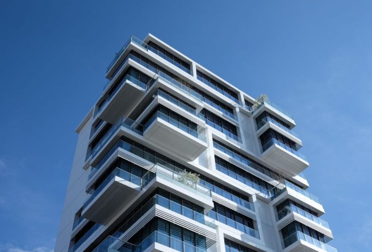 La clausola inerente alle spese condominiali