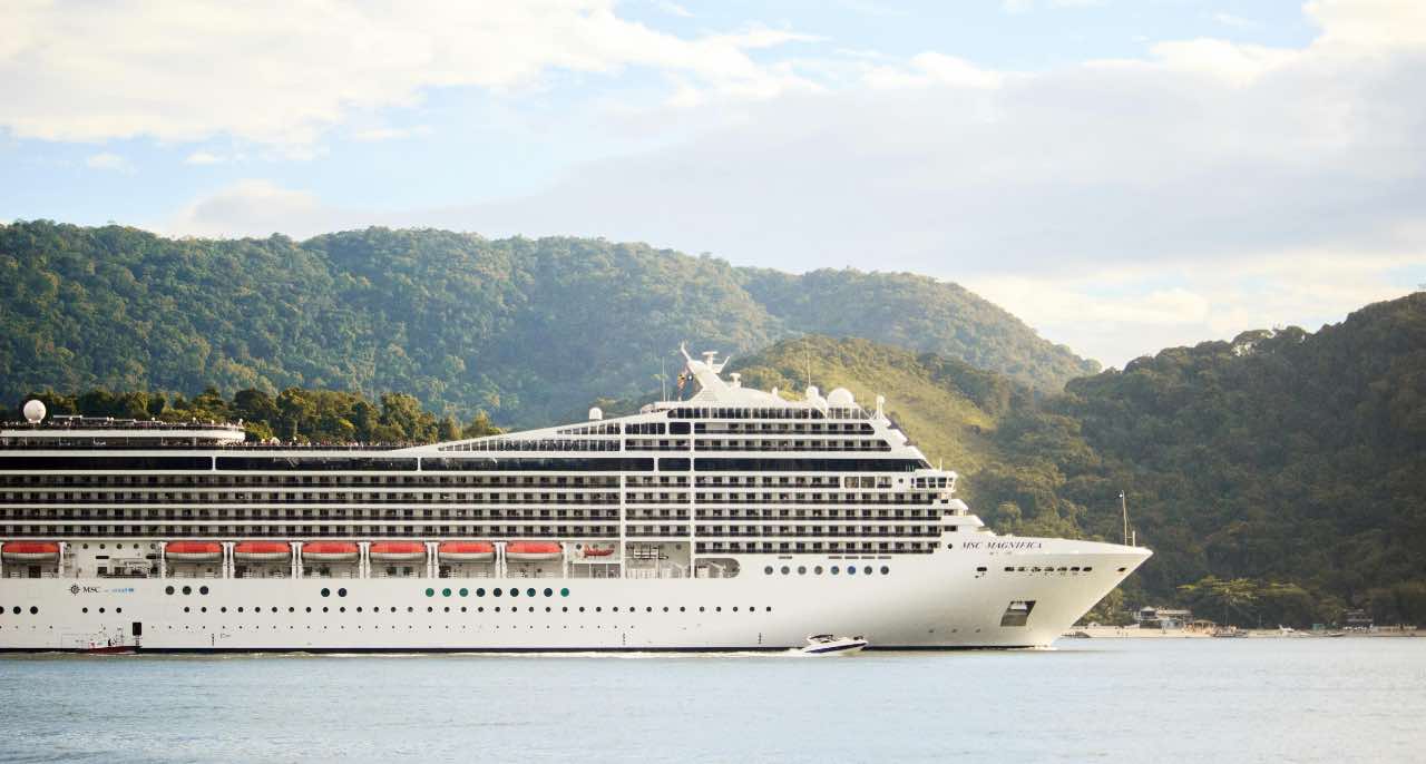 vacanze - yacht - mare - ferie - pexels- skyvape
