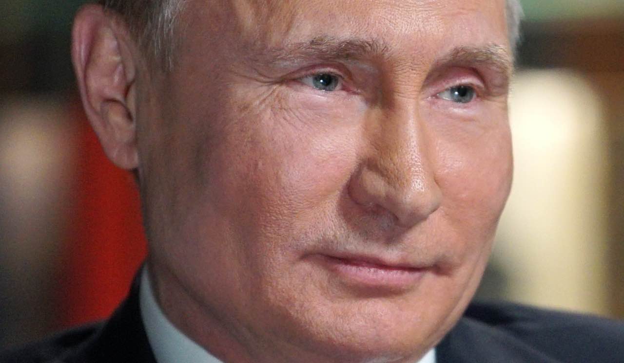 putin - primo piano - wikipedia - skyvape