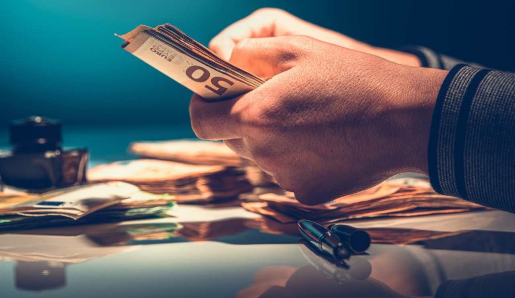 500€ in più sullo stipendio: MEGA REGALO per questi lavoratori | Basta una semplice domandina e ve li danno al primo stipendio
