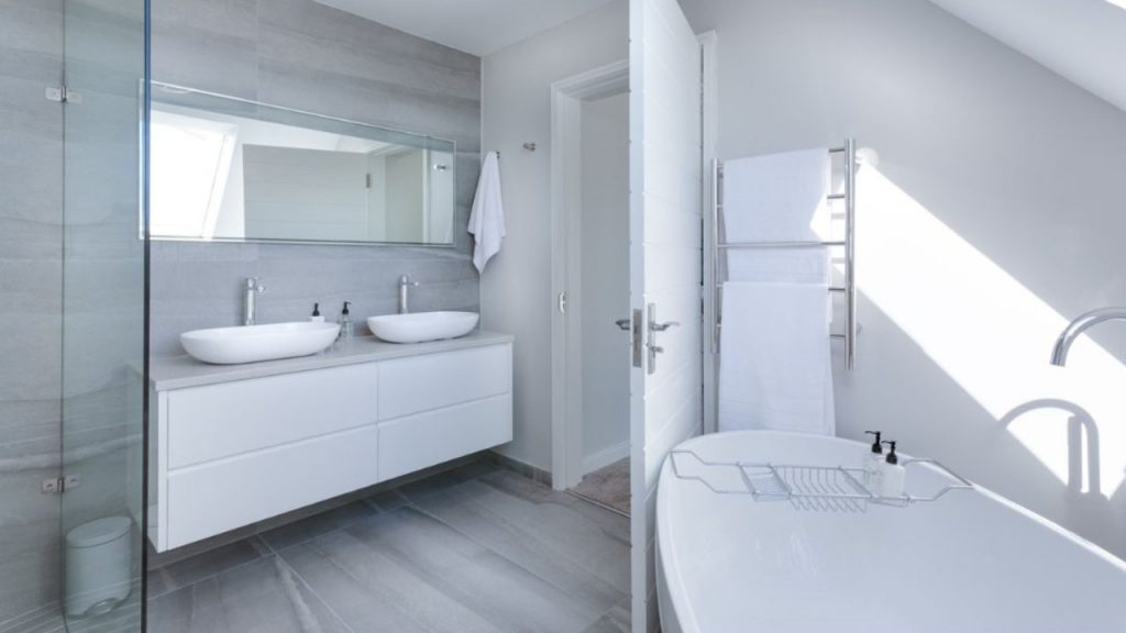 Come risparmiare andando in bagno