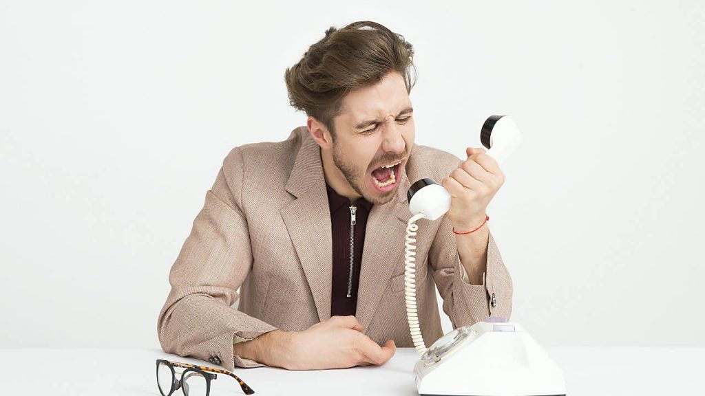 call center - pexels - skyvape