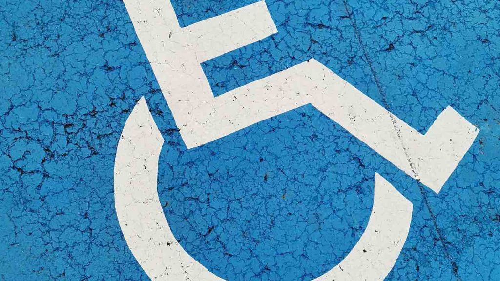 disabili - pexels- skyvape