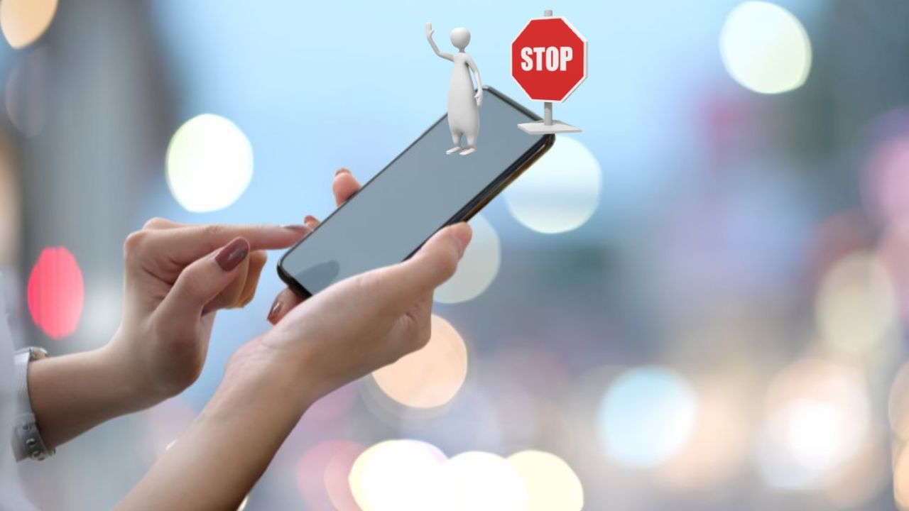 Cellulare vietato non puoi usarlo fino all'uscita