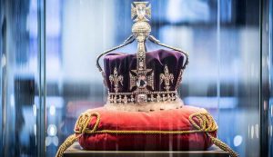 Crown_of_the_Queen - wikipedia - skyvape